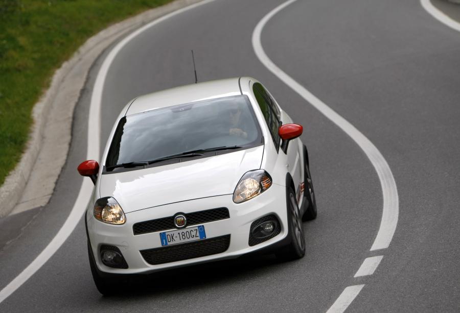  Abarth Grande Punto (199) 2007 года  (WW) (фото 39 из 46)